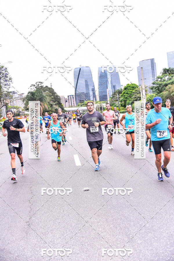 Buy your photos of the eventSantander Track & Field Run Series - Shopping Eldorado on Fotop