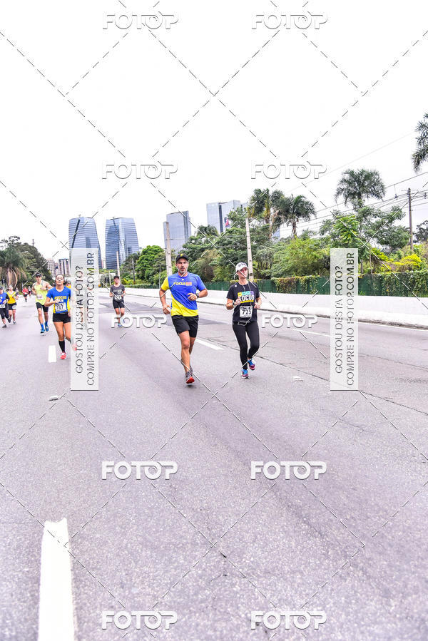 Buy your photos of the eventSantander Track & Field Run Series - Shopping Eldorado on Fotop