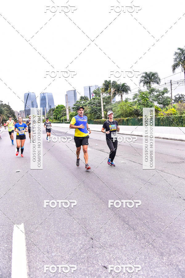 Buy your photos of the eventSantander Track & Field Run Series - Shopping Eldorado on Fotop