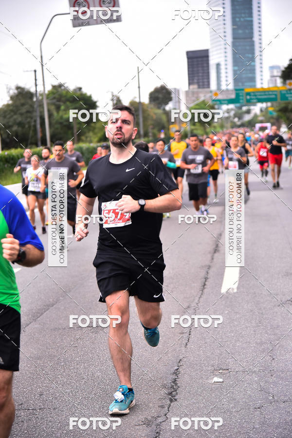 Buy your photos of the eventSantander Track & Field Run Series - Shopping Eldorado on Fotop
