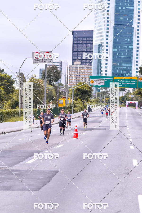 Buy your photos of the eventSantander Track & Field Run Series - Shopping Eldorado on Fotop