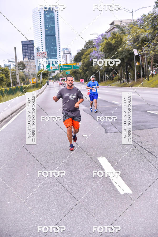 Buy your photos of the eventSantander Track & Field Run Series - Shopping Eldorado on Fotop