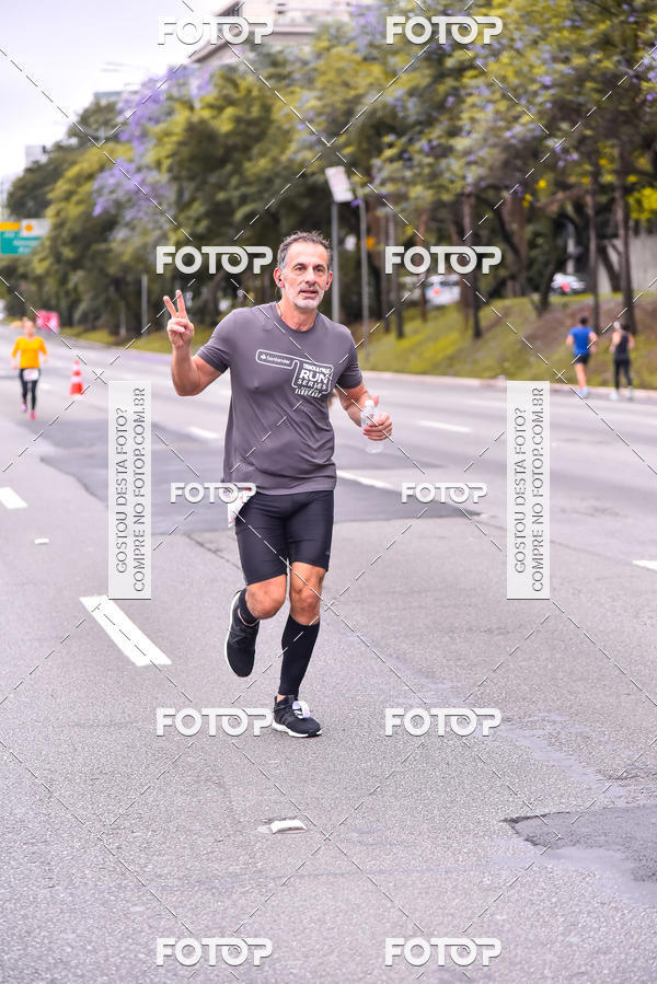 Buy your photos of the eventSantander Track & Field Run Series - Shopping Eldorado on Fotop