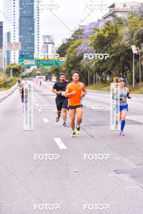 Buy your photos of the eventSantander Track & Field Run Series - Shopping Eldorado on Fotop