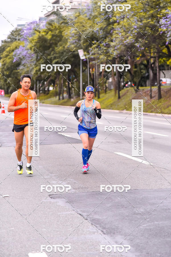 Buy your photos of the eventSantander Track & Field Run Series - Shopping Eldorado on Fotop
