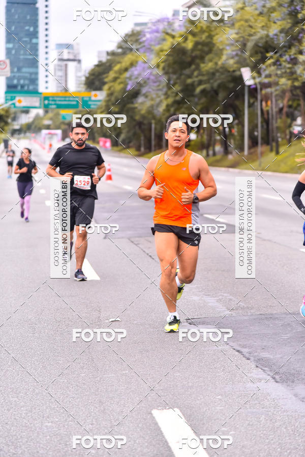 Buy your photos of the eventSantander Track & Field Run Series - Shopping Eldorado on Fotop