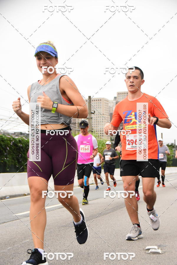 Buy your photos of the eventSantander Track & Field Run Series - Shopping Eldorado on Fotop