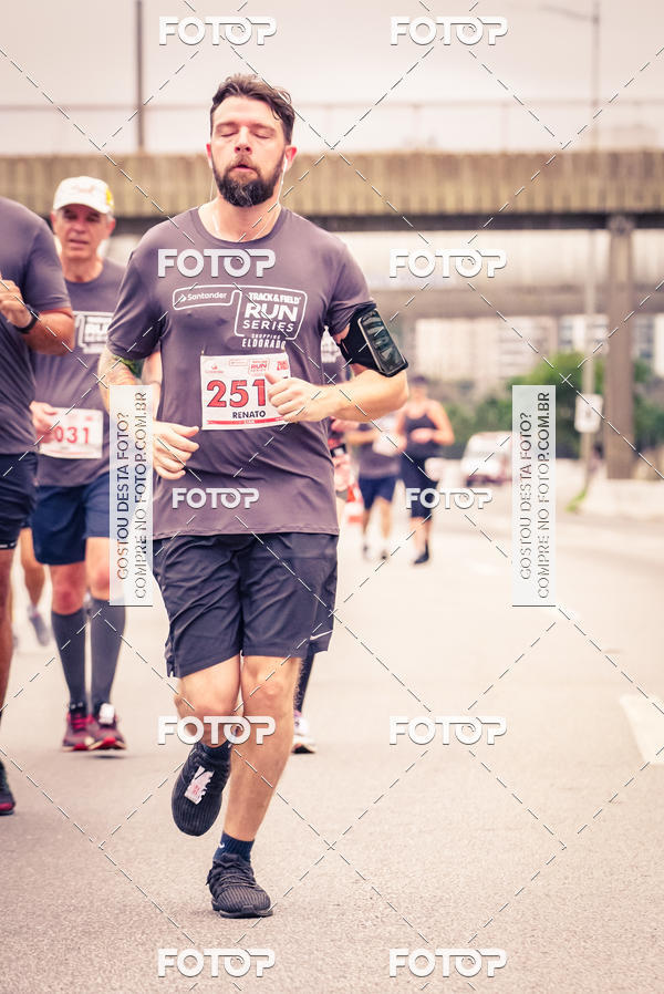 Buy your photos of the eventSantander Track & Field Run Series - Shopping Eldorado on Fotop