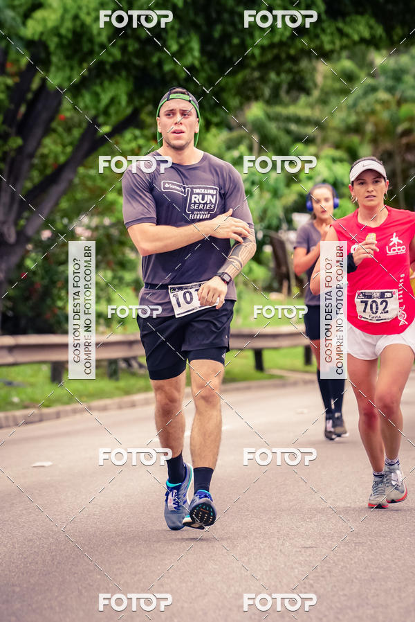 Buy your photos of the eventSantander Track & Field Run Series - Shopping Eldorado on Fotop