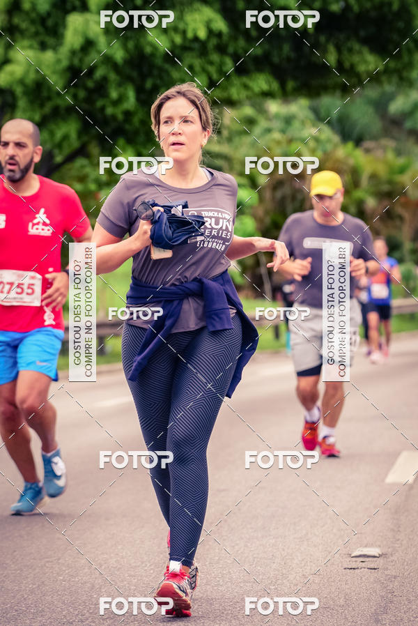 Buy your photos of the eventSantander Track & Field Run Series - Shopping Eldorado on Fotop