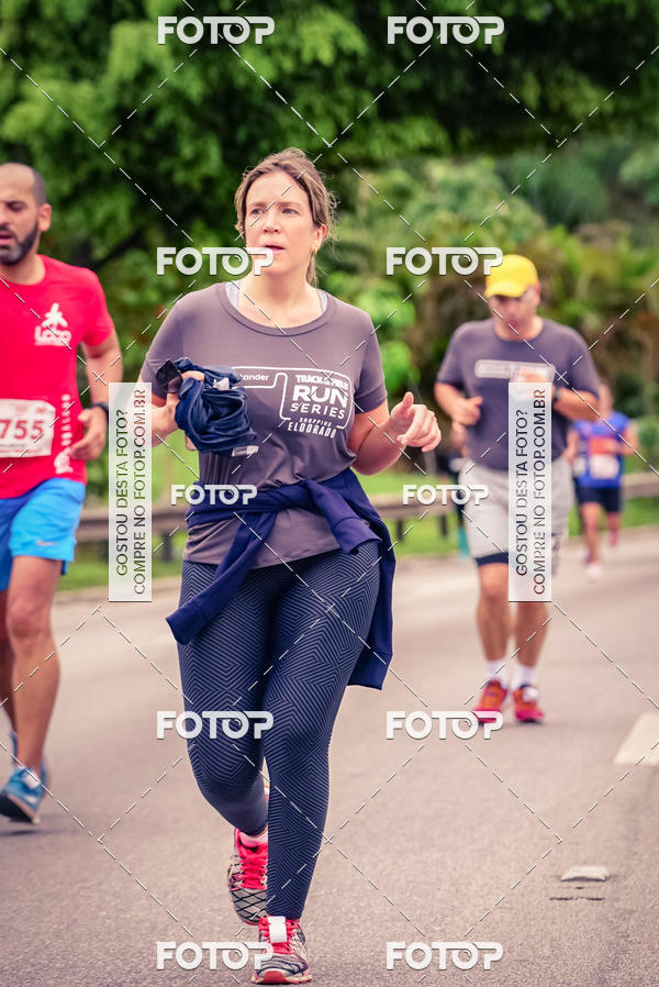 Buy your photos of the eventSantander Track & Field Run Series - Shopping Eldorado on Fotop