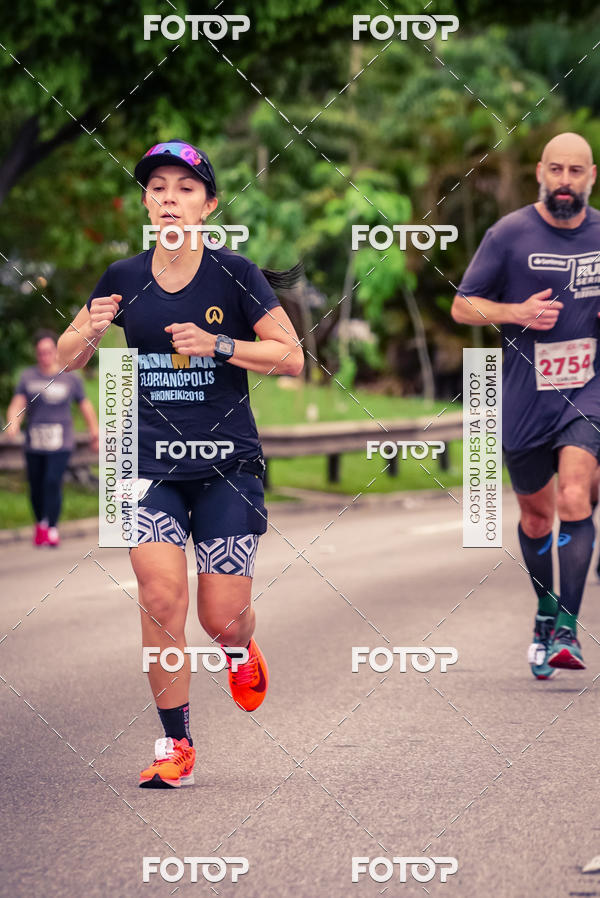 Buy your photos of the eventSantander Track & Field Run Series - Shopping Eldorado on Fotop