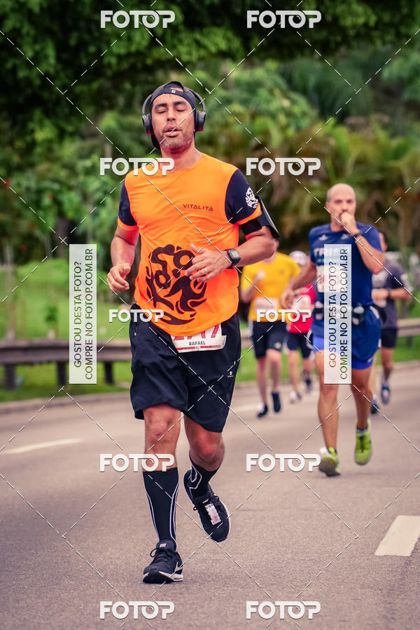 Buy your photos of the eventSantander Track & Field Run Series - Shopping Eldorado on Fotop