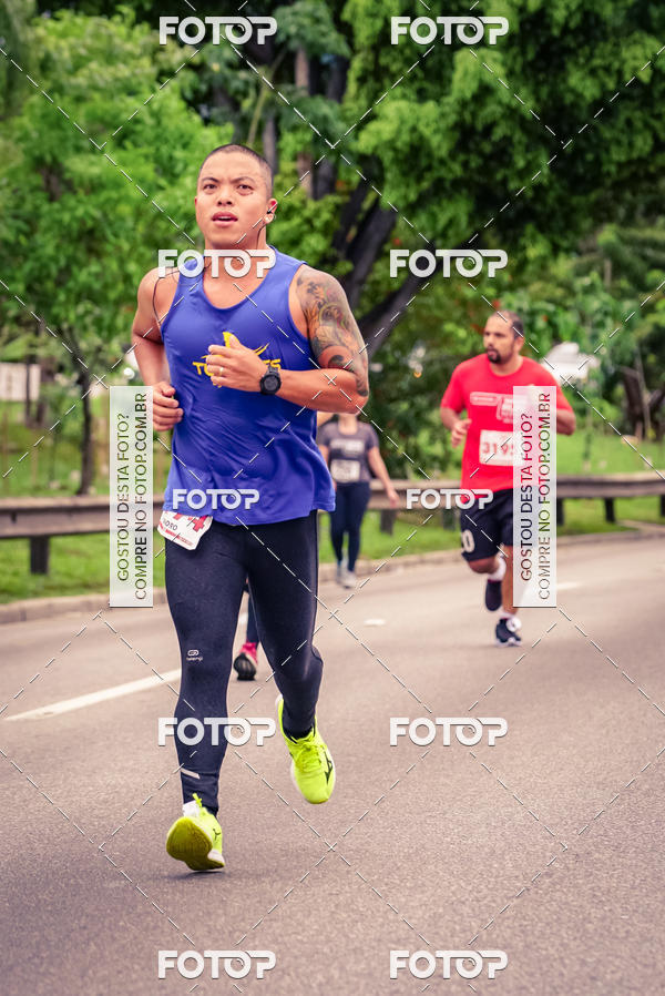 Buy your photos of the eventSantander Track & Field Run Series - Shopping Eldorado on Fotop