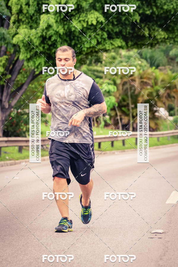 Buy your photos of the eventSantander Track & Field Run Series - Shopping Eldorado on Fotop