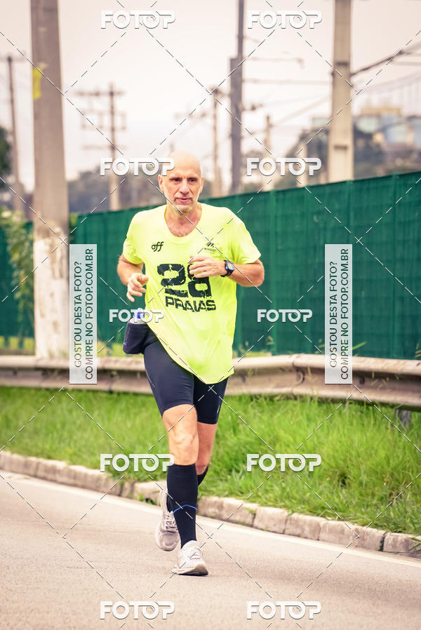 Buy your photos of the eventSantander Track & Field Run Series - Shopping Eldorado on Fotop