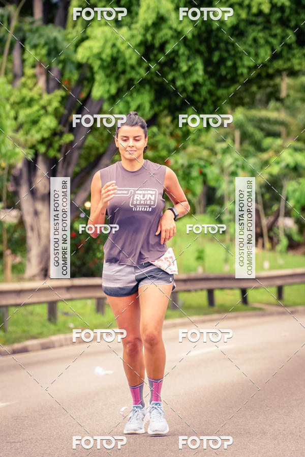 Buy your photos of the eventSantander Track & Field Run Series - Shopping Eldorado on Fotop