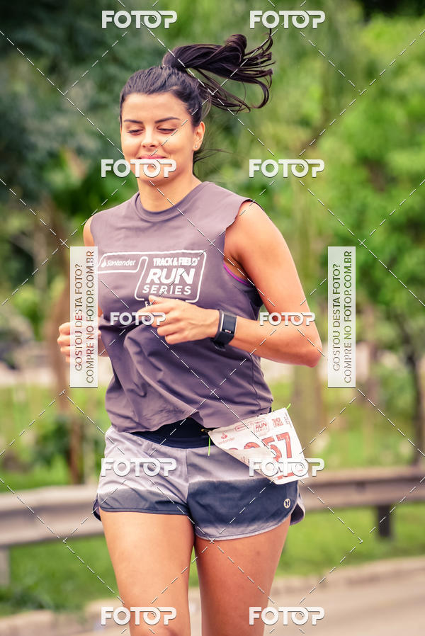 Buy your photos of the eventSantander Track & Field Run Series - Shopping Eldorado on Fotop