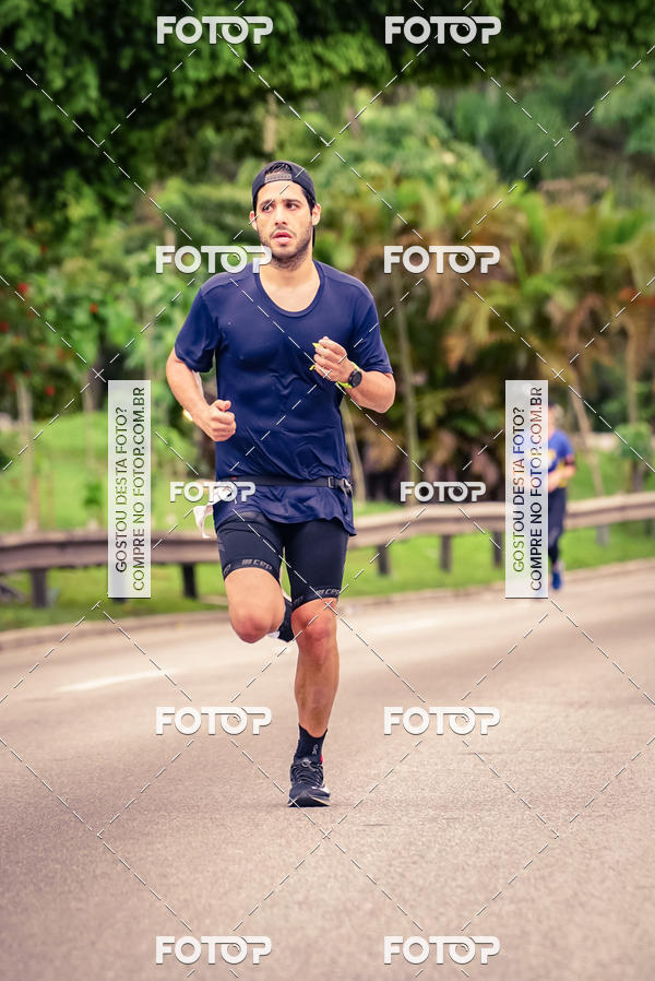 Buy your photos of the eventSantander Track & Field Run Series - Shopping Eldorado on Fotop