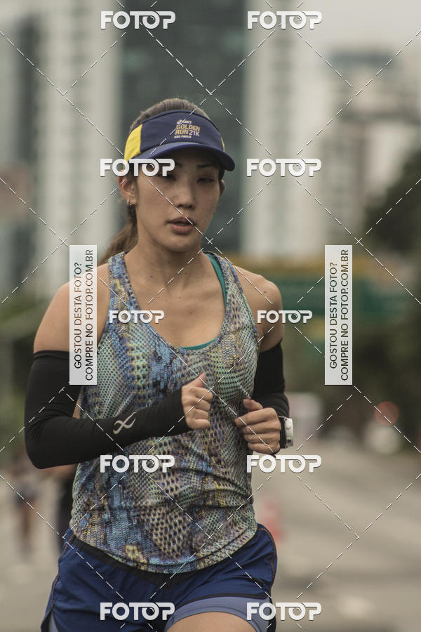 Buy your photos of the eventSantander Track & Field Run Series - Shopping Eldorado on Fotop