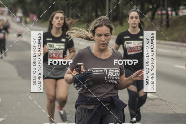 Buy your photos of the eventSantander Track & Field Run Series - Shopping Eldorado on Fotop