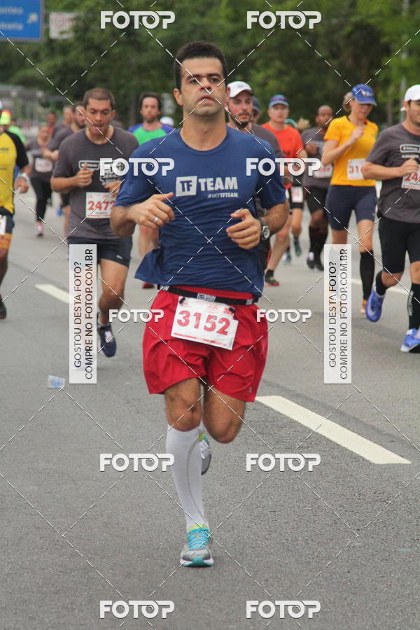 Buy your photos of the eventSantander Track & Field Run Series - Shopping Eldorado on Fotop