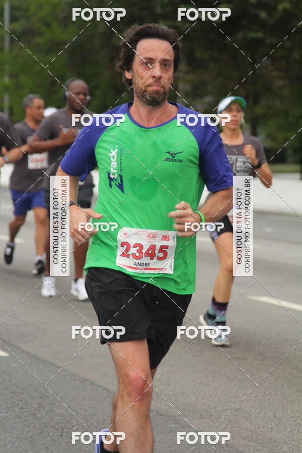 Buy your photos of the eventSantander Track & Field Run Series - Shopping Eldorado on Fotop