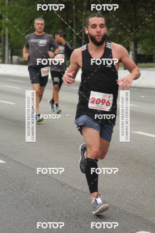 Buy your photos of the eventSantander Track & Field Run Series - Shopping Eldorado on Fotop