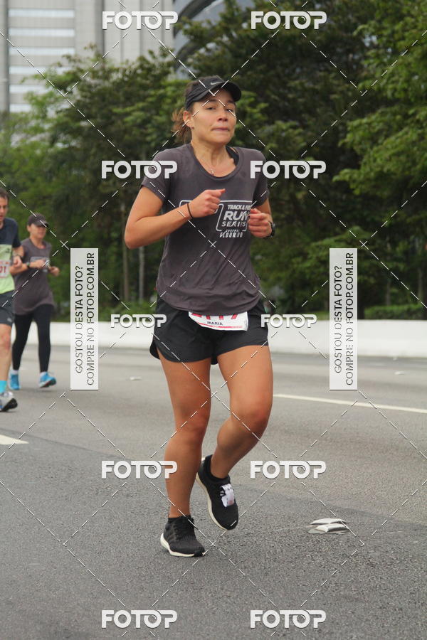 Buy your photos of the eventSantander Track & Field Run Series - Shopping Eldorado on Fotop
