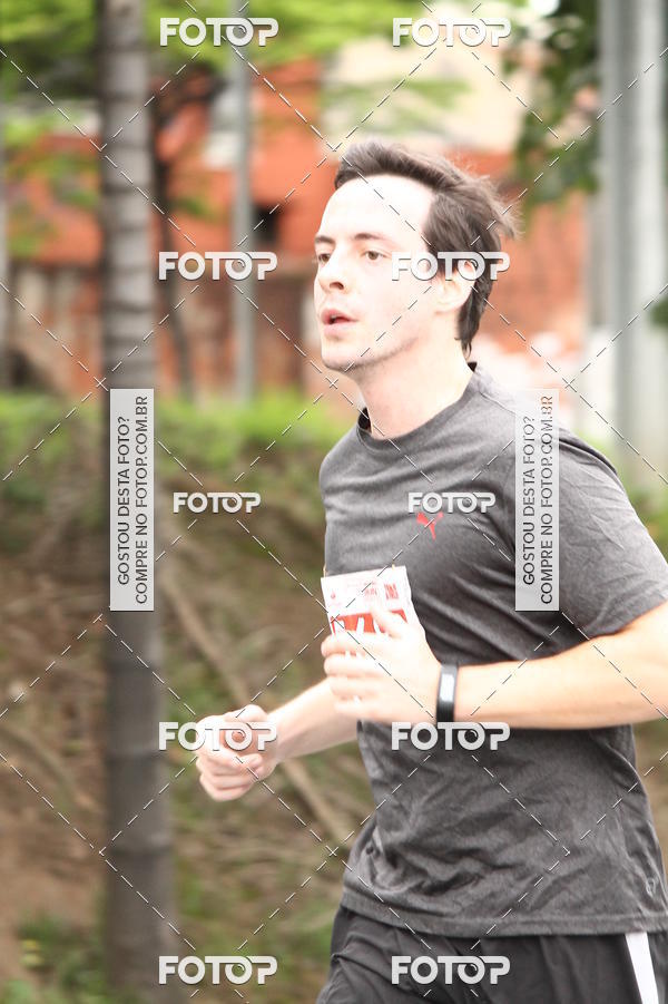 Buy your photos of the eventSantander Track & Field Run Series - Shopping Eldorado on Fotop