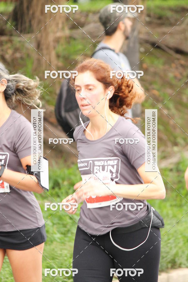 Buy your photos of the eventSantander Track & Field Run Series - Shopping Eldorado on Fotop