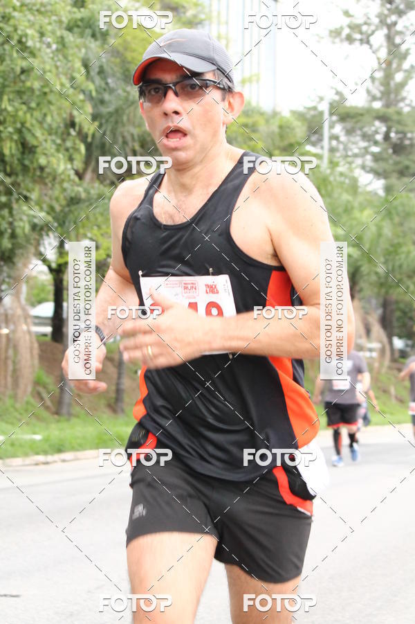 Buy your photos of the eventSantander Track & Field Run Series - Shopping Eldorado on Fotop