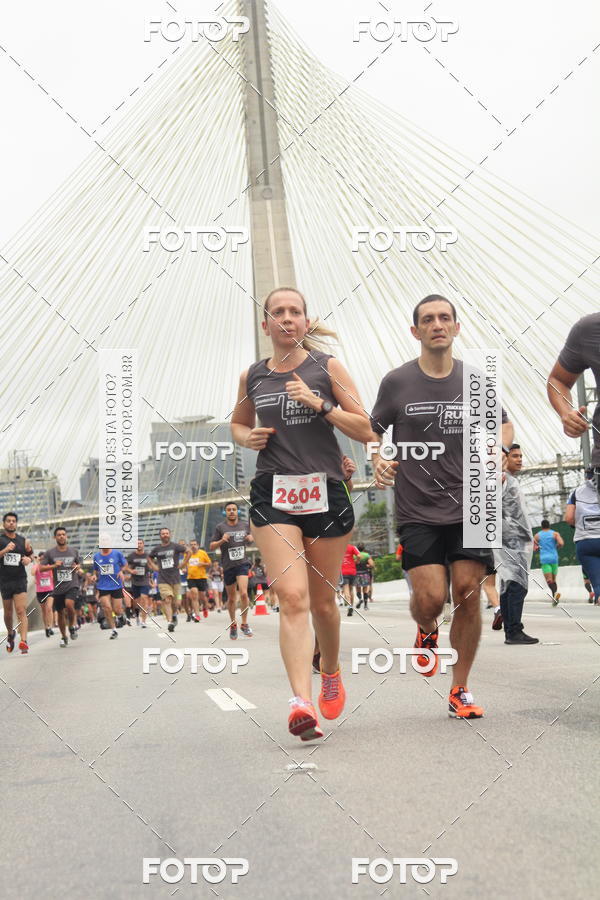 Buy your photos of the eventSantander Track & Field Run Series - Shopping Eldorado on Fotop