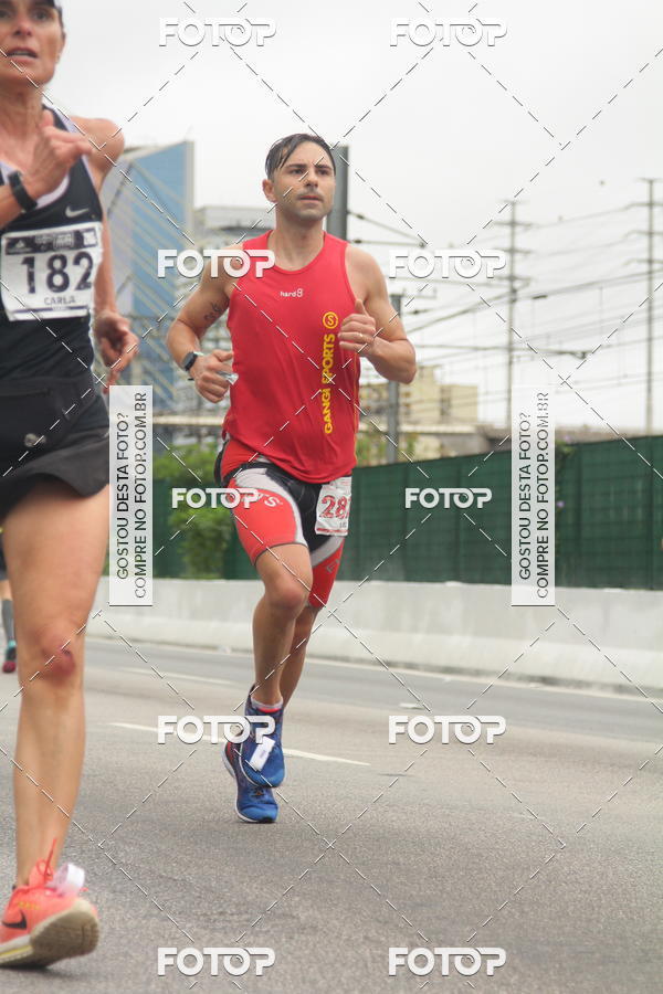 Buy your photos of the eventSantander Track & Field Run Series - Shopping Eldorado on Fotop