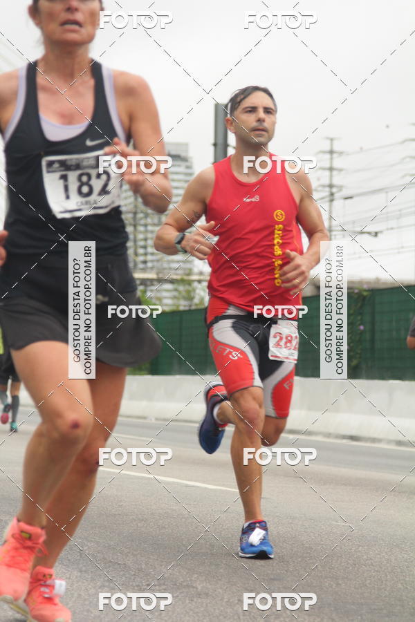 Buy your photos of the eventSantander Track & Field Run Series - Shopping Eldorado on Fotop