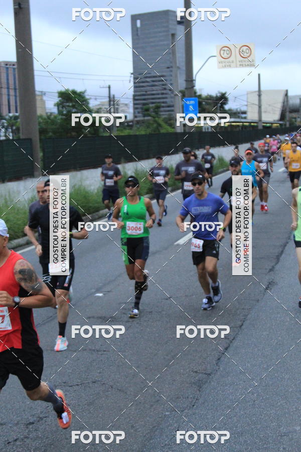 Buy your photos of the eventSantander Track & Field Run Series - Shopping Eldorado on Fotop