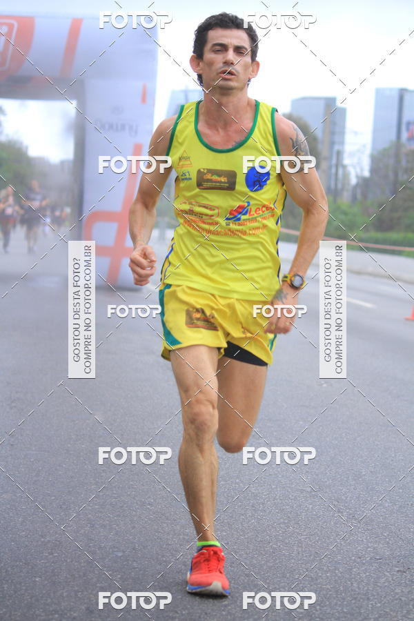Buy your photos of the eventSantander Track & Field Run Series - Shopping Eldorado on Fotop