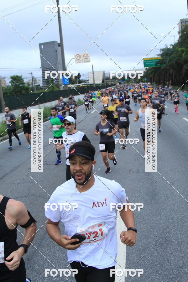 Buy your photos of the eventSantander Track & Field Run Series - Shopping Eldorado on Fotop