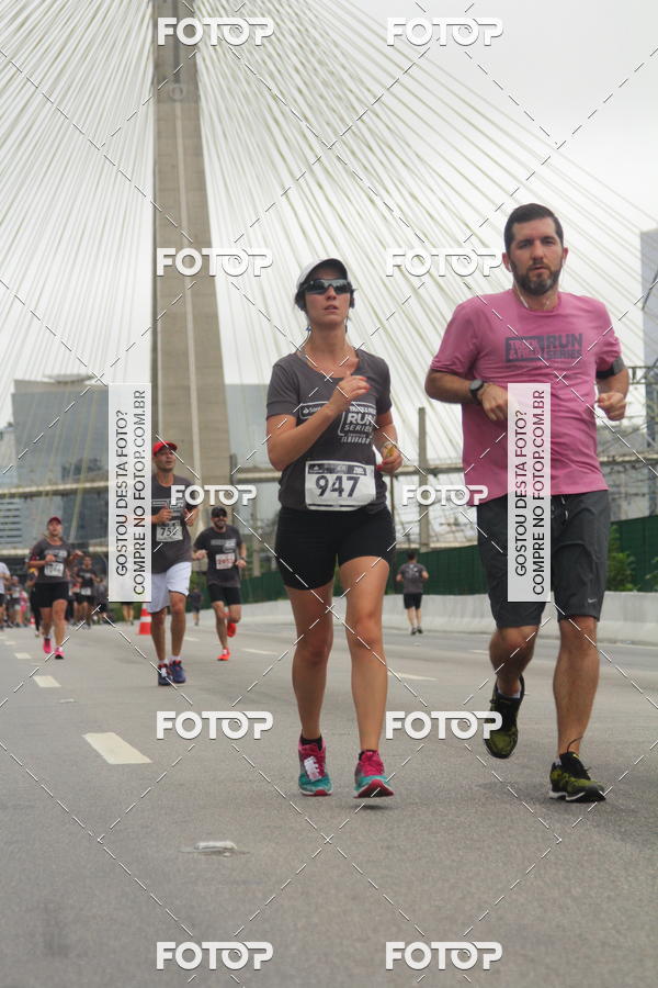 Buy your photos of the eventSantander Track & Field Run Series - Shopping Eldorado on Fotop
