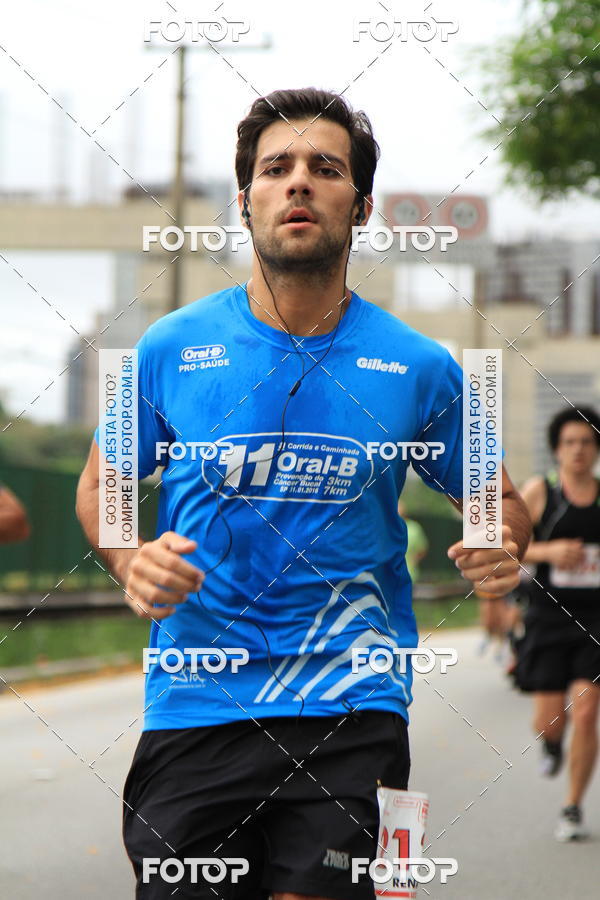 Buy your photos of the eventSantander Track & Field Run Series - Shopping Eldorado on Fotop