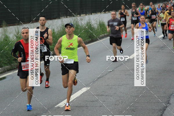 Buy your photos of the eventSantander Track & Field Run Series - Shopping Eldorado on Fotop