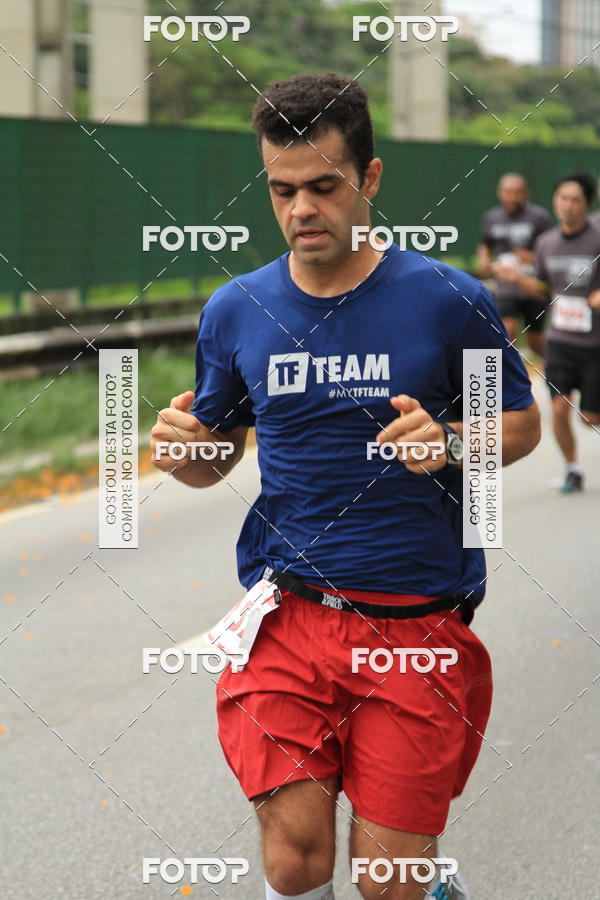 Buy your photos of the eventSantander Track & Field Run Series - Shopping Eldorado on Fotop