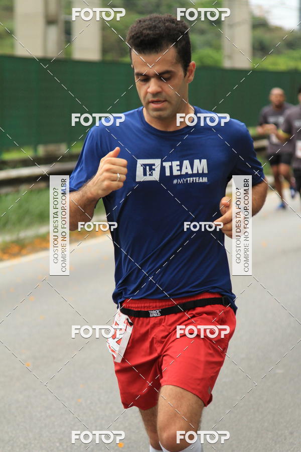 Buy your photos of the eventSantander Track & Field Run Series - Shopping Eldorado on Fotop