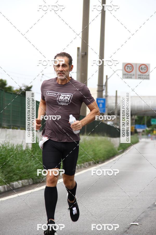 Buy your photos of the eventSantander Track & Field Run Series - Shopping Eldorado on Fotop