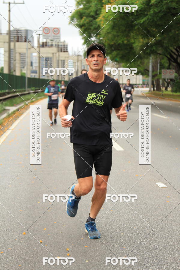 Buy your photos of the eventSantander Track & Field Run Series - Shopping Eldorado on Fotop