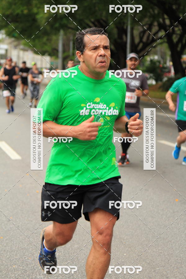 Buy your photos of the eventSantander Track & Field Run Series - Shopping Eldorado on Fotop
