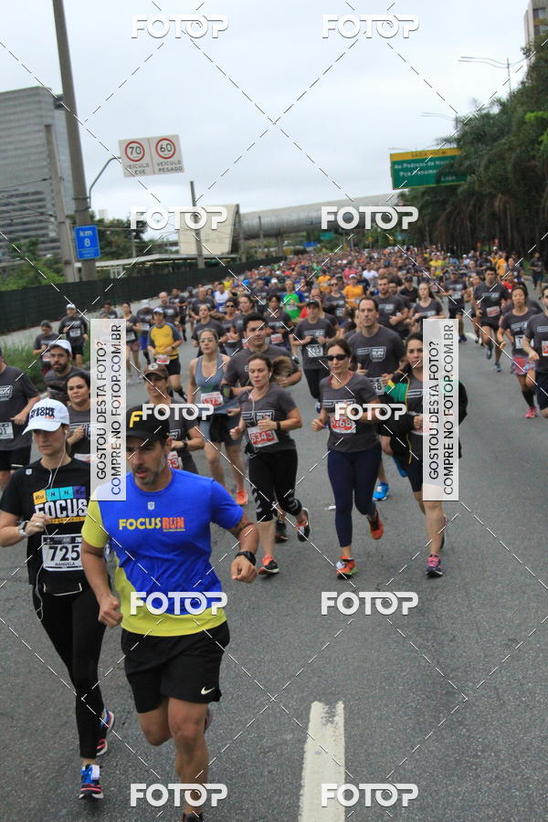 Buy your photos of the eventSantander Track & Field Run Series - Shopping Eldorado on Fotop
