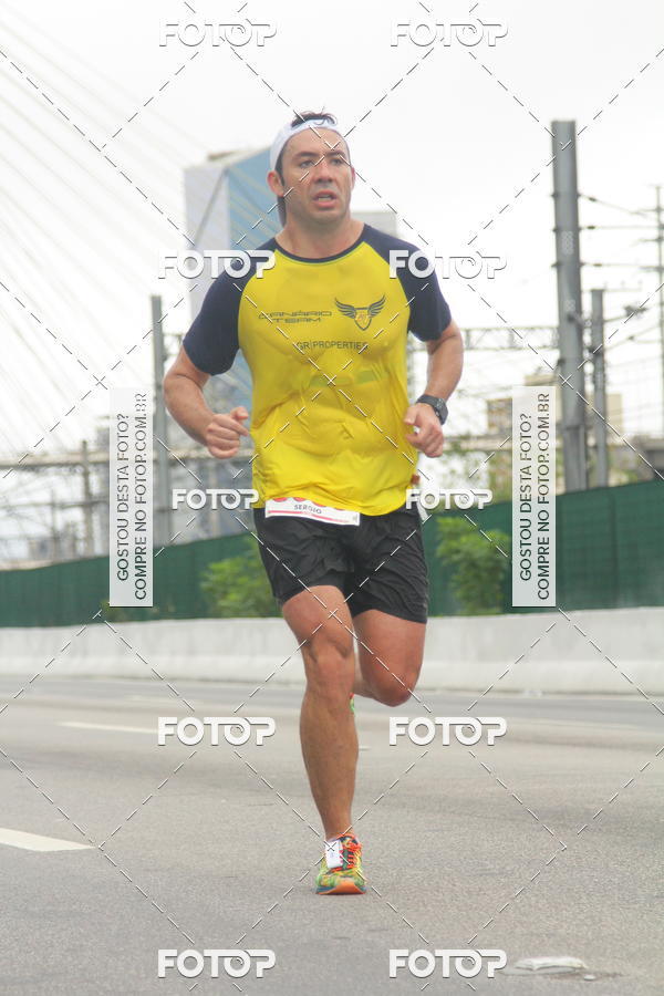 Buy your photos of the eventSantander Track & Field Run Series - Shopping Eldorado on Fotop