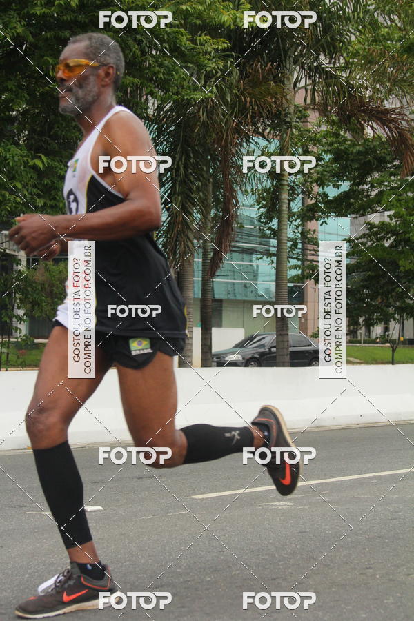 Buy your photos of the eventSantander Track & Field Run Series - Shopping Eldorado on Fotop