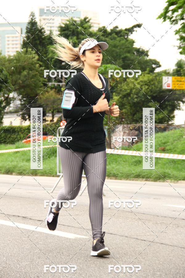 Buy your photos of the eventSantander Track & Field Run Series - Shopping Eldorado on Fotop